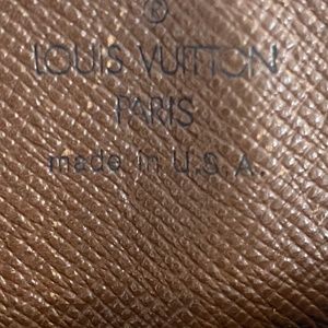 Louis Vuitton  Papillon 30